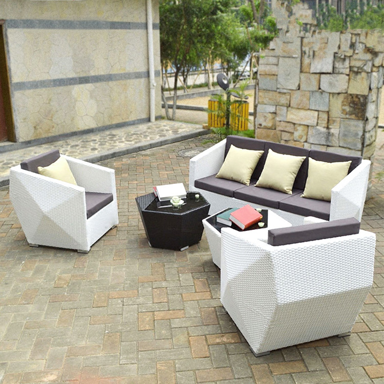 Outdoor Table and Chairs Set GLR-HW072