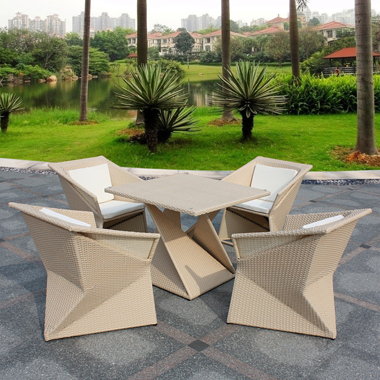 5 Piece Outdoor Furnitures Set Chair and Table GLR-HW073 S5