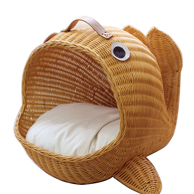 Fish - Shaped eWoven Comfortable  Plush Pet House  GL-1224 PC